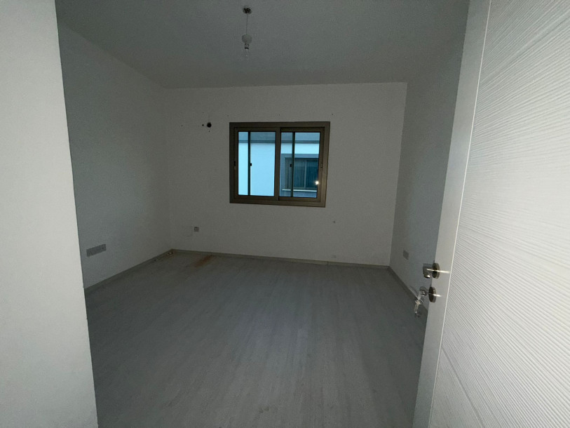 LEFKOŞA/YENİKENT' TE SATILIK 3+1 İKİZ VİLLA-10
