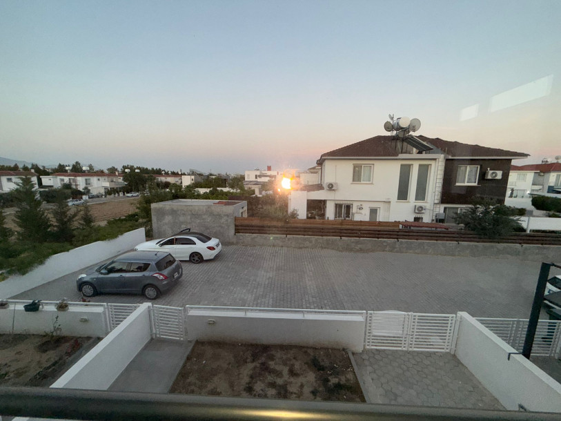 LEFKOŞA/YENİKENT' TE SATILIK 3+1 İKİZ VİLLA-21