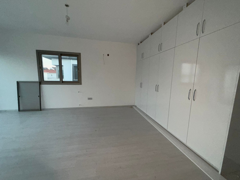 LEFKOŞA/YENİKENT' TE SATILIK 3+1 İKİZ VİLLA-9