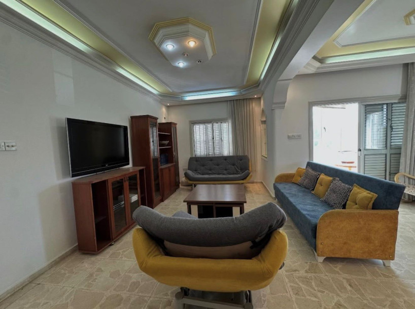 LEFKOŞA / YENİKENT – CADDE ÜZERİ TİCARİ İZİNLİ KİRALIK-1