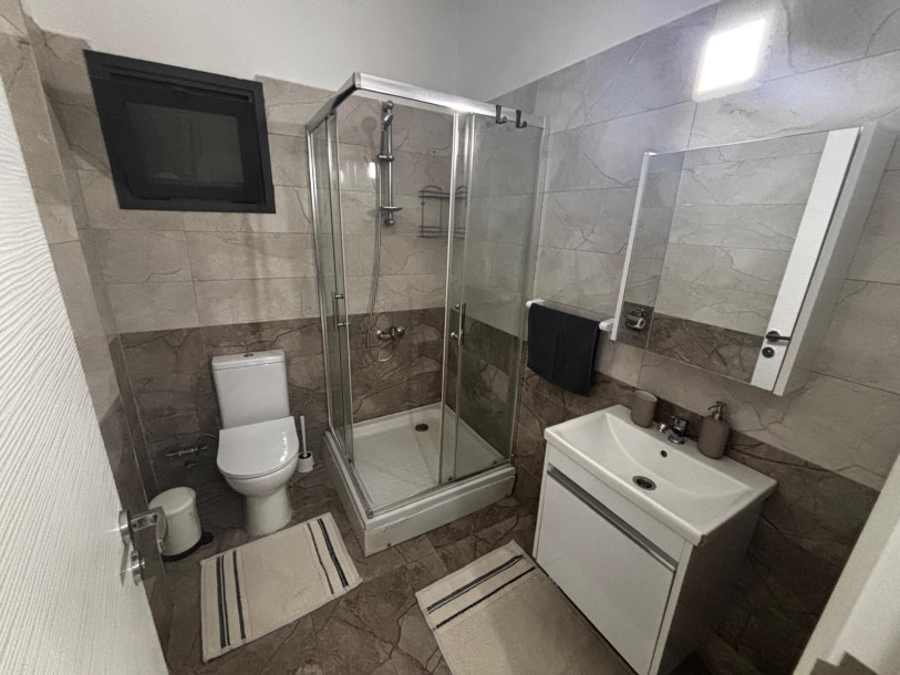 LEFKOŞA YENİŞEHİR MERKEZDE GÜNLÜK KİRALIK 2+1 DAİRE | ASANSÖRLÜ BİNA-13