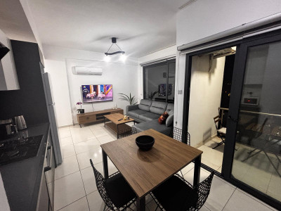 LEFKOŞA YENİŞEHİR MERKEZDE GÜNLÜK KİRALIK 2+1 DAİRE | ASANSÖRLÜ BİNA-5