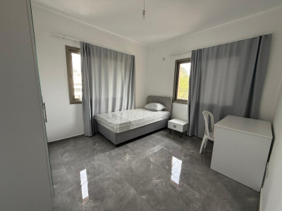 LEFKOŞA/YENİŞEHİR MERKEZ'DE EŞYALI SIFIR 2+1 KİRALIK DAİRE-6