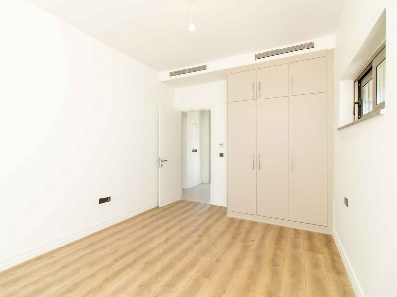 GİRNE /ALSANCAK'TA SATILIK ULTRA LÜKS 4+1 MÜSTAKİL FIRSAT VİLLALAR-10