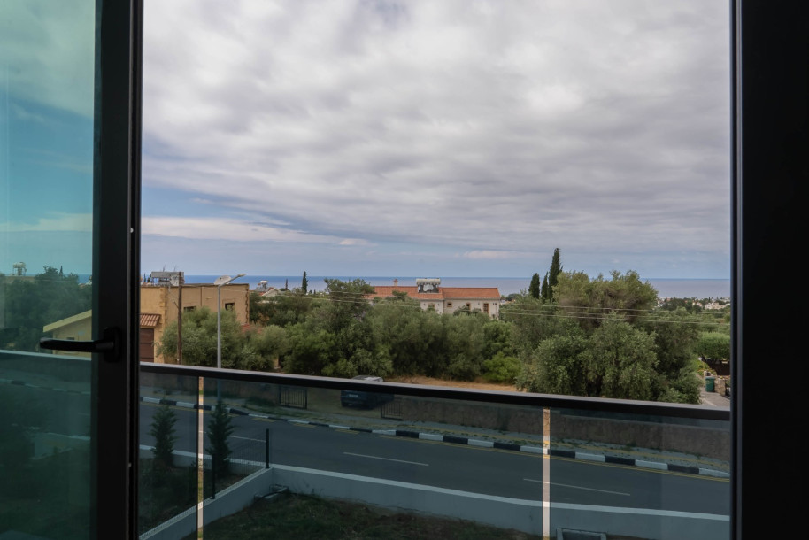 GİRNE/YEŞİLTEPE – ÇAĞATAY ÖZLERİM CADDESİ KİRALIK 2+1 TERASLI DAİRE-12