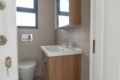 GİRNE/YEŞİLTEPE – ÇAĞATAY ÖZLERİM CADDESİ KİRALIK 2+1 TERASLI DAİRE-18